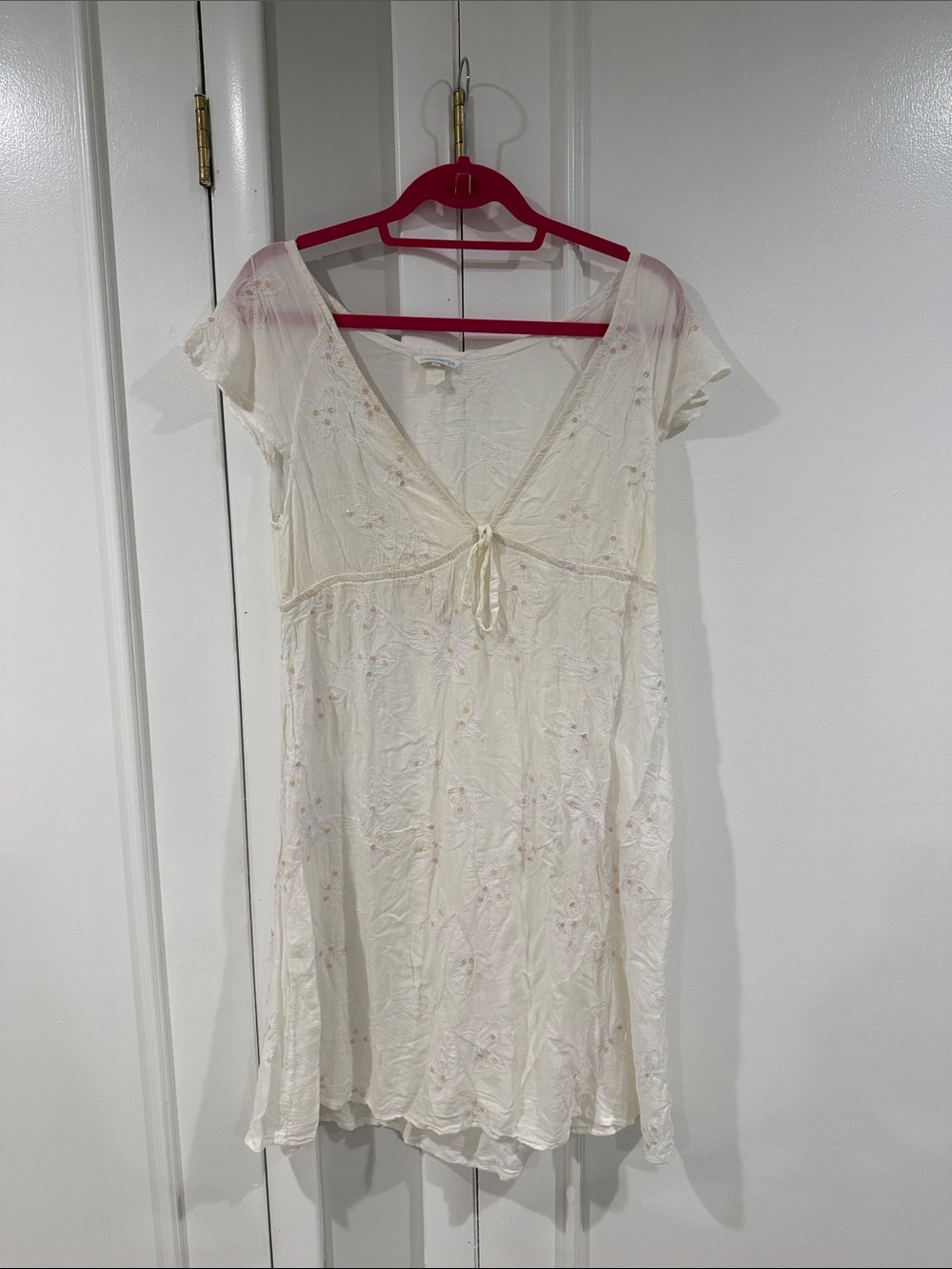 Cool Change White Embroidered Women’s Swim Coverup